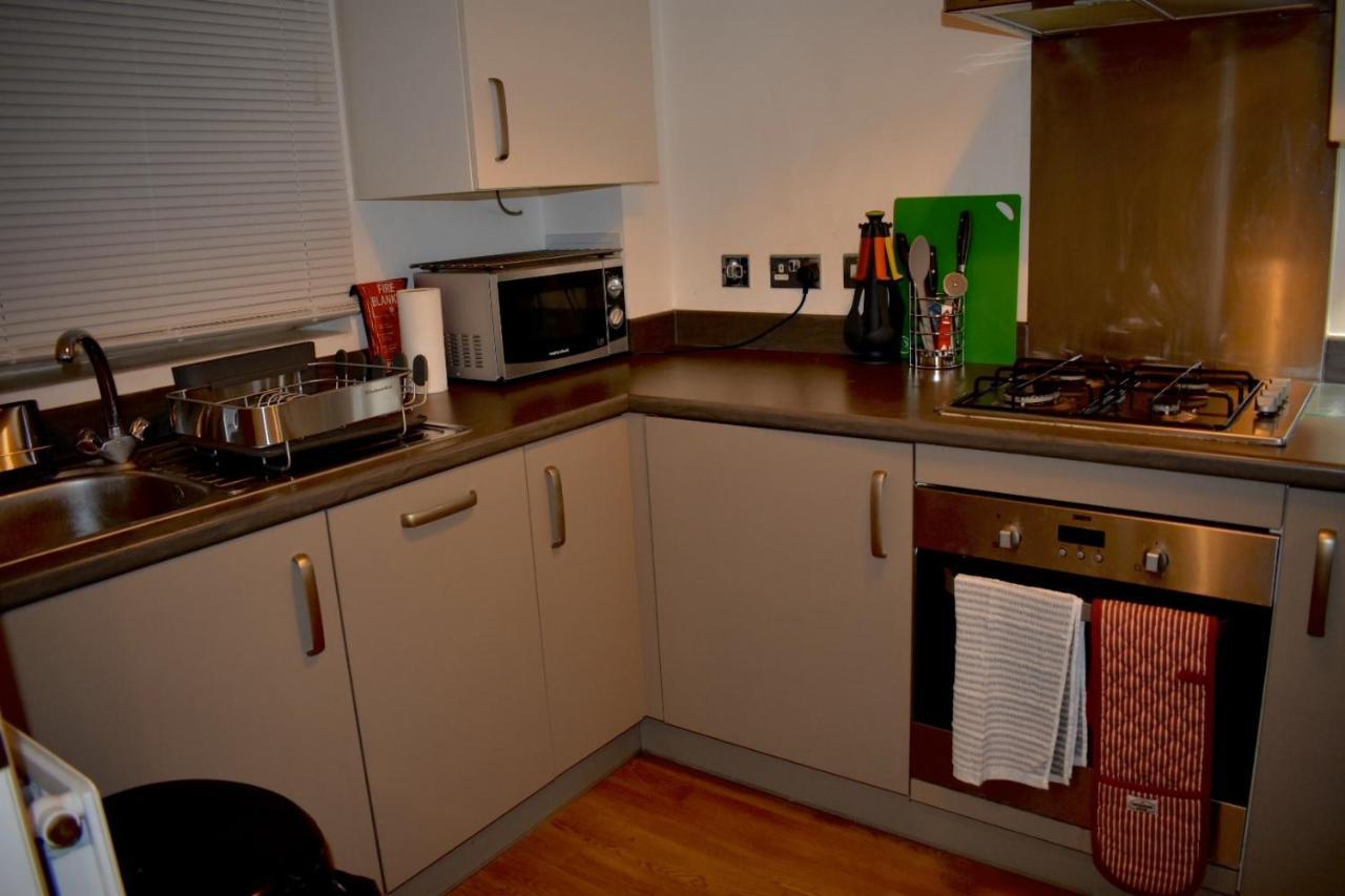 Classy Campbell Park Apartment, Balcony & Free Parking * Milton Keynes